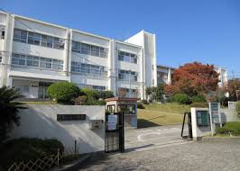 羽曳野市立羽曳が丘小学校の画像1