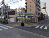ファミリーマート 金山町店
