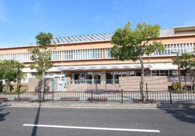 青葉はつが野小学校の画像1