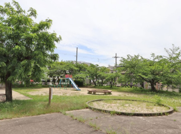 鶴山台７号公園の画像1