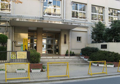 大阪市立 成育小学校の画像1