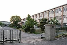 春日井市立中部中学校の画像1