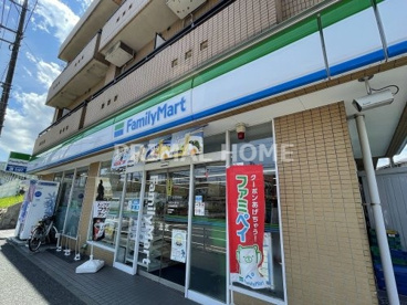 ファミリーマート 花月園駅前店の画像1