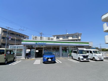 ファミリーマート 河内長野西之山町店の画像1