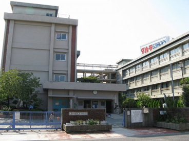 豊中市立島田小学校の画像1