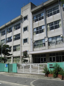豊中市立庄内さくら学園中学校の画像1