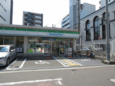 ファミリーマート 天六北店の画像1