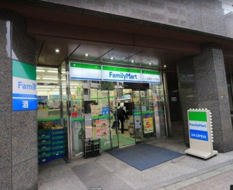 ファミリーマート 文京小石川一丁目店の画像1
