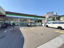 ファミリーマート　井高野一丁目店