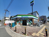 ファミリーマート　井高野駅前店