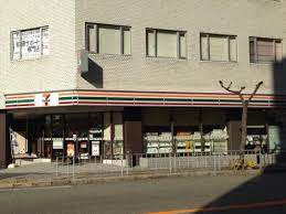セブンイレブン 箕面船場東店の画像1