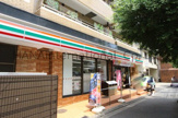 セブンイレブン 文京植物園前店