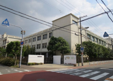 大阪市立 新森小路小学校の画像1