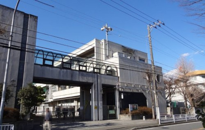 横浜市立岡野中学校の画像1