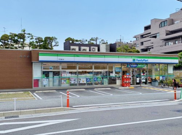 ファミリーマート 西宮甲子園口北町店の画像1