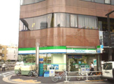 ファミリーマート 神大入口店