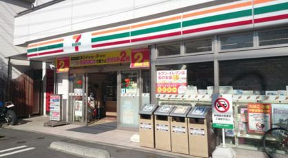 セブンイレブン 横浜大口駅前店の画像1