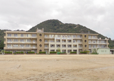 福山市立 蔵王小学校の画像1