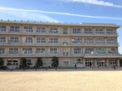 福山市立 緑丘小学校の画像