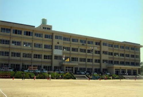 福山市立 坪生小学校の画像