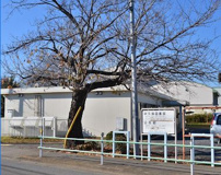 武蔵村山市立 中久保図書館