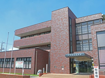 本庄市立図書館の画像1