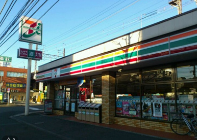 セブンイレブン 横浜磯子新杉田店の画像1