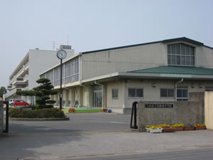 久喜市立栗橋東中学校の画像1