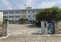 姫路市立的形小学校