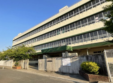 茨木市立東雲中学校の画像1