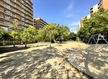 白川高層住宅敷地内　児童公園の画像1