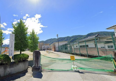 中央市立豊富小学校の画像1