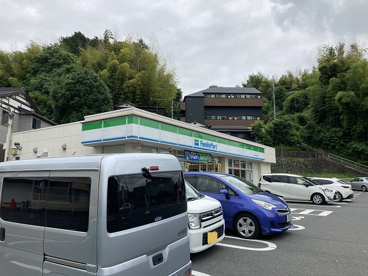 ファミリーマート 町田能ヶ谷町店の画像1