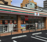 セブンイレブン 横浜吉野町駅前店