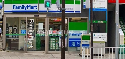 ファミリーマート 横浜長者町九丁目店の画像1