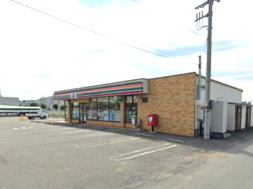 セブンイレブン 上里嘉美店の画像1