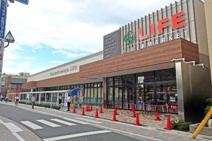 ライフ 蕨駅前店