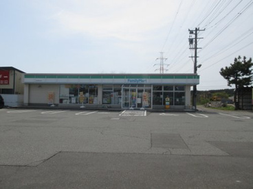 ファミリーマート秋田飯島道東店の画像1