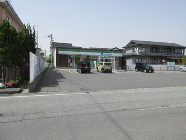 ファミリーマート桜1丁目店の画像1