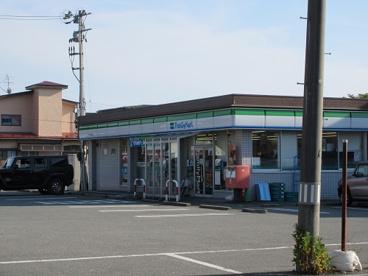 ファミリーマート東通6丁目店の画像1
