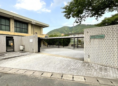 大宅中学校の画像1