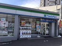 ファミリーマート 南吹田五丁目店の画像1
