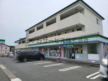 住所 静岡県磐田市明ヶ島原22番地7
TEL0538-39-4416
営業時間 24時間 (日曜のみ時短営業(日曜24:00閉店、月曜5:00開店))
設備、サービス 駐車場 E-net ATM マルチコピー Wi-Fi たばこ お酒
決済手段 FamiPay iD WAON QUICPay 楽天Edy Tマネー 交通系電子マネー d払い LINE Pay PayPay 楽天Pay au Pay J-Coin Pay ゆうちょPay メルペイ pring Smart Code Alipay+ WeChat ファミリーマート磐田明ヶ島店の画像1