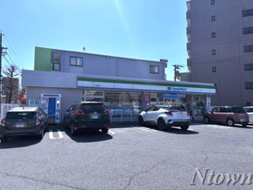 ファミリーマート 本陣通店の画像1