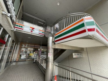 セブンイレブン 横浜鴨居駅前店