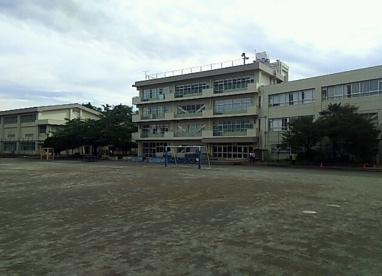 町田市立本町田東小学校の画像1