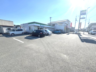 ファミリーマート 徳島国府町店の画像1