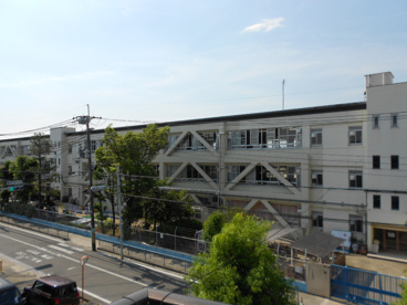 寝屋川市立 神田小学校の画像2