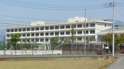 平塚市立金旭中学校の画像1