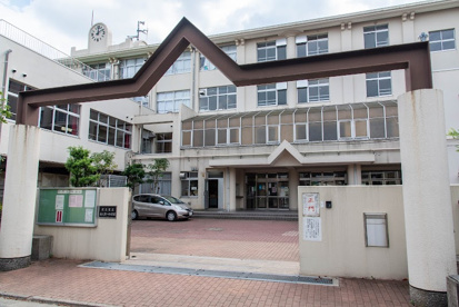 舎人第一小学校の画像1